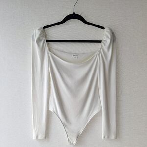 Wilfred Free - Long Sleeve Ruched Shoulder Square Neck Bodysuit - White Ribbed
